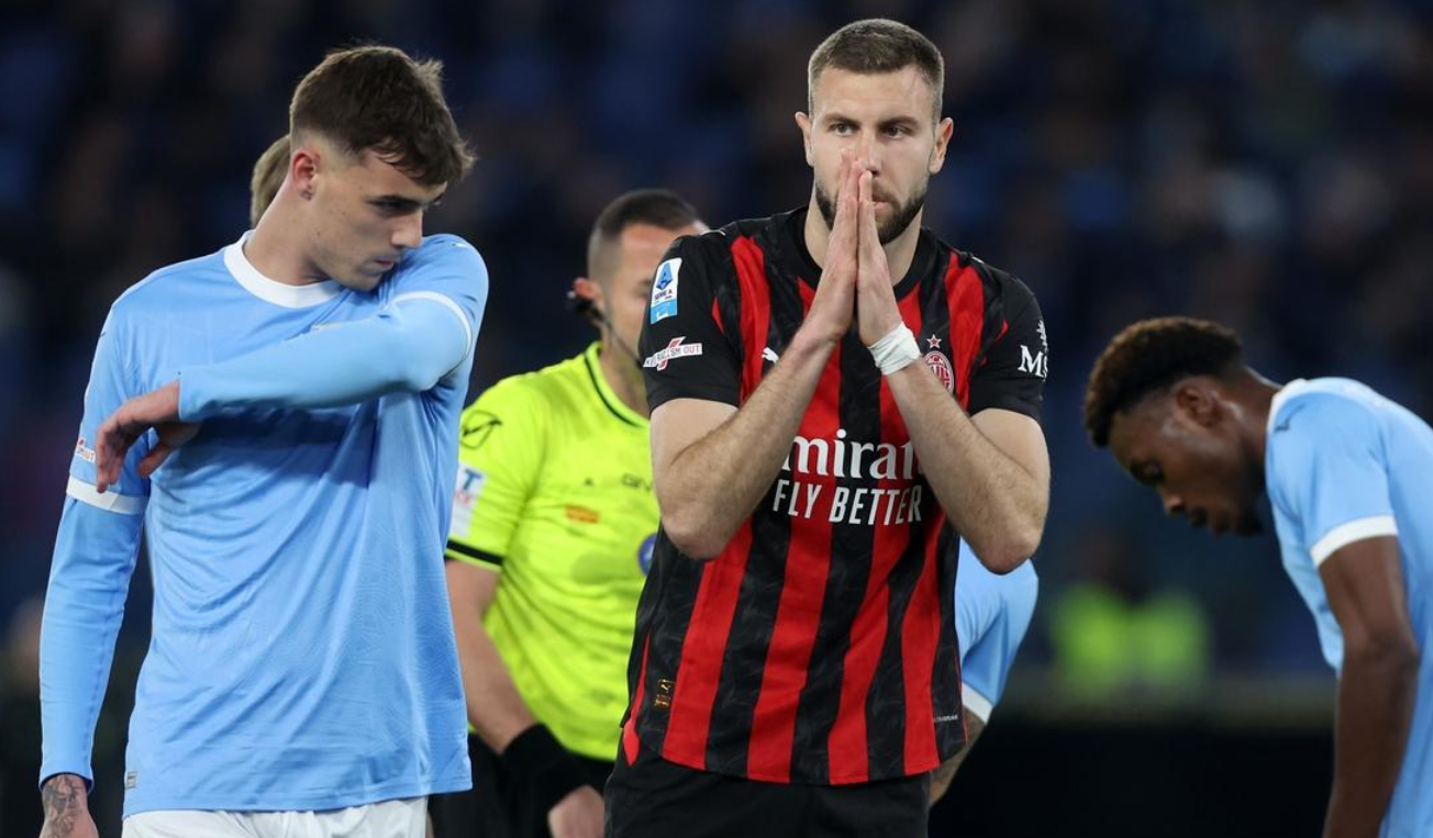 足球赛事-意甲最新积分战报：罗马惨遭逆袭，米兰意外落败，大黑马杀入前4