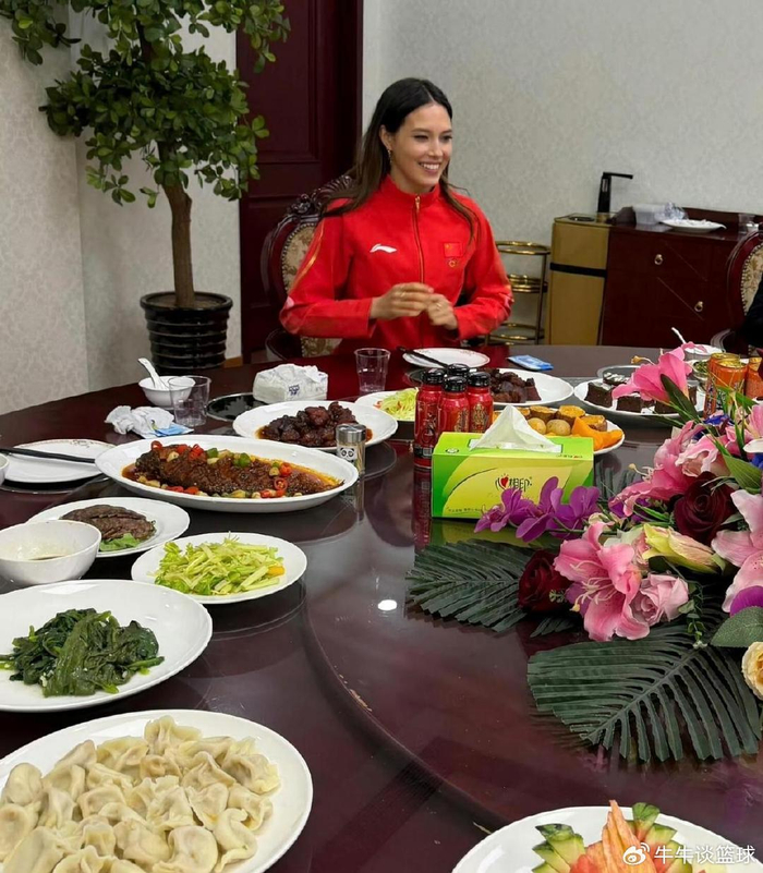 800万“巨奖”一夜清空！谷爱凌的格局，藏在德云社的观众席里|冬奥会|金牌|米兰冬奥会|奖金|铠甲_新浪体育_新浪新闻